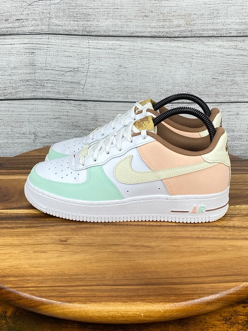 Nike Air Force 1 LV8 ‘Ice Cream’ Sneakers DX3727-100 Women’s Size 6.5 / Youth 5